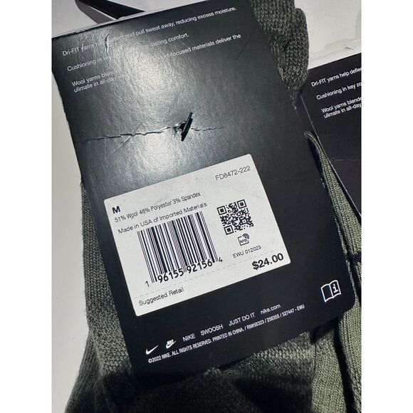 2x Nike men 6-8 Outdoor Cushion Wool Blend Dri-Fit Crew Socks Green NEW - Picture 7 of 7